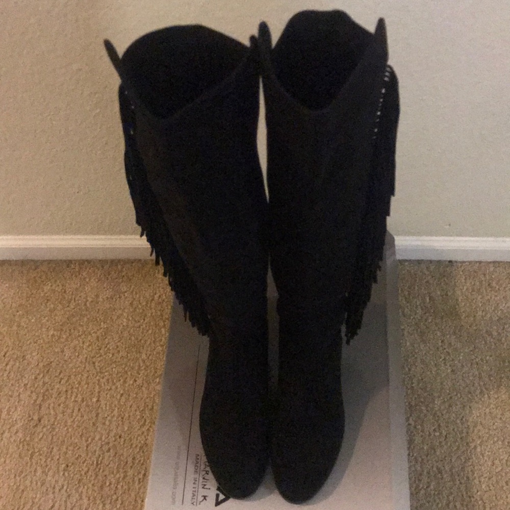 Tall boots - Picture 2 of 7